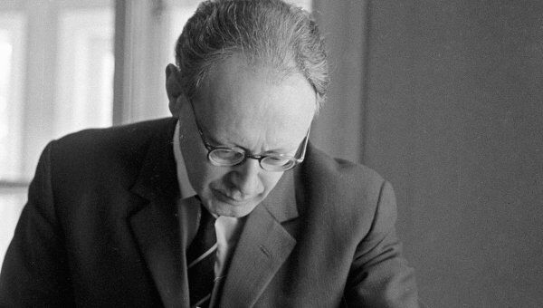 Советский шахматист Михаил Ботвинник