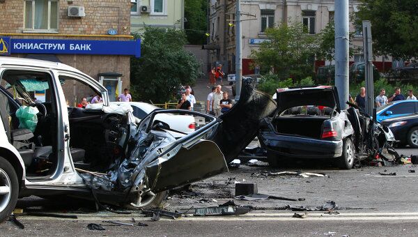 В крупной аварии в центре Москвы погибли трое и четверо ранены