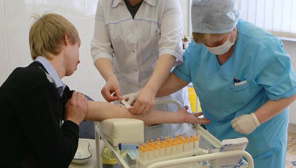 Российских школьников начнут тестировать на наркотики с октября 