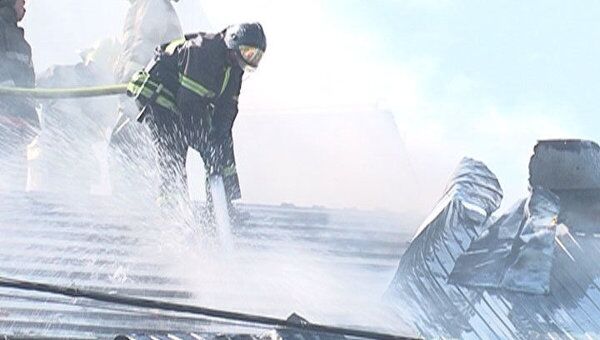 Загоревшийся ресторан в центре Москвы тушили 15 пожарных расчетов
