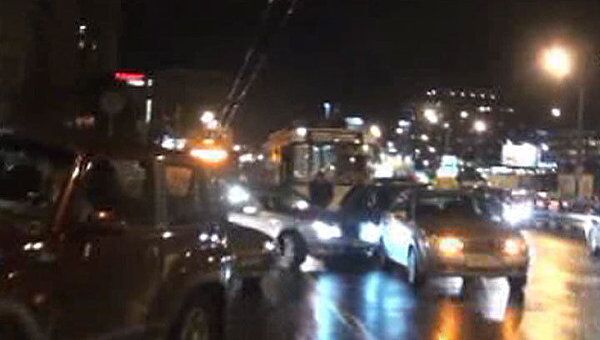 На Ленинградском шоссе столкнулись пять автомобилей и троллейбус 