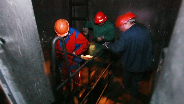Трое рабочих в Москве погибли, отравившись газом в коллекторе