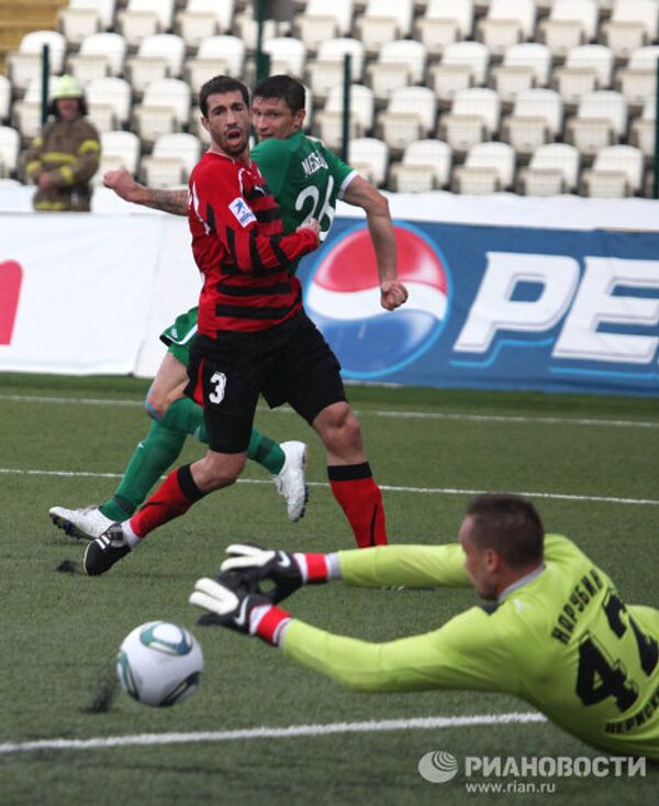 Игровой момент матча Амкар - Рубин