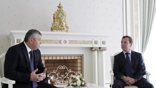 Встреча Д.Медведева и Э.Кокойты