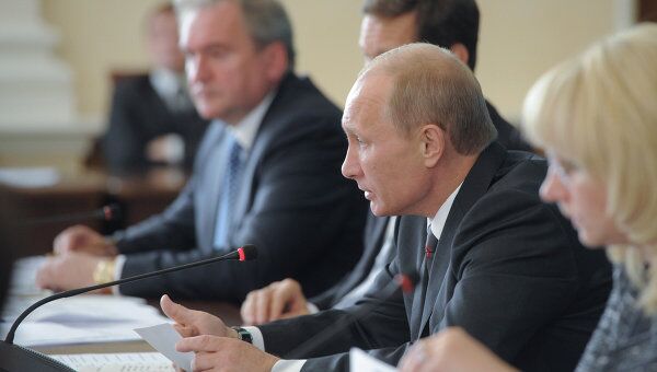 Председатель правительства РФ Владимир Путин в Смоленске