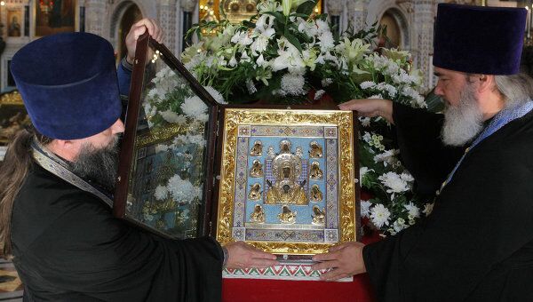 Курская Коренная икона Божией Матери Знамение в храме Христа Спасителя 26 августа 2011 года