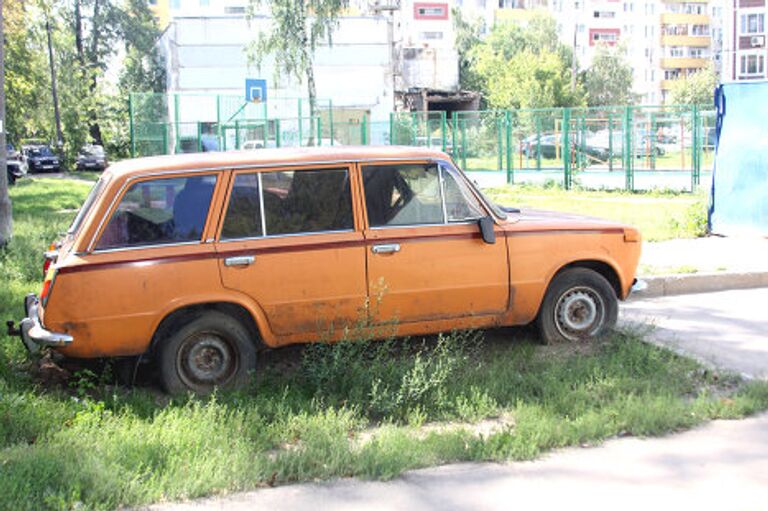 В подмосковном Королеве, чтобы обнаружить бесхозные автомоби