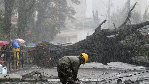 Тайфун Нанмадол на Филиппинах