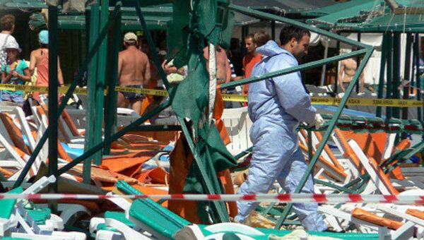  Россияне пострадали при взрыве на пляже в турецком Кемере 