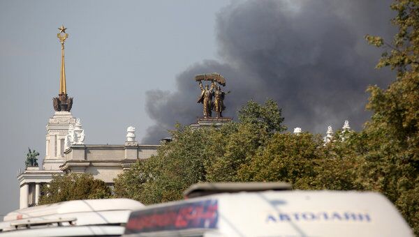 Пожар в павильоне на ВВЦ в Москве