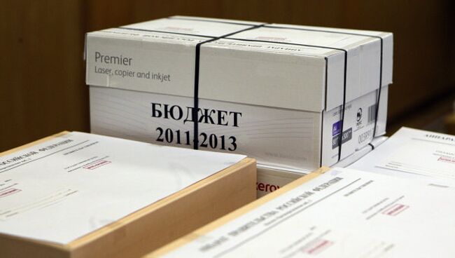 Совфед внес поправки в бюджет-2011, сокращающие дефицит до 1,3% ВВП