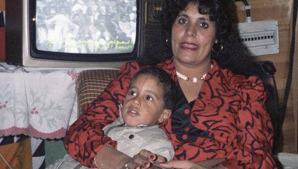 Супруга Муамара Каддафи Сафия. Фото 12 янв 1986 г