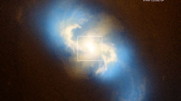 Слияние двух спиральных галактик NGC3393
