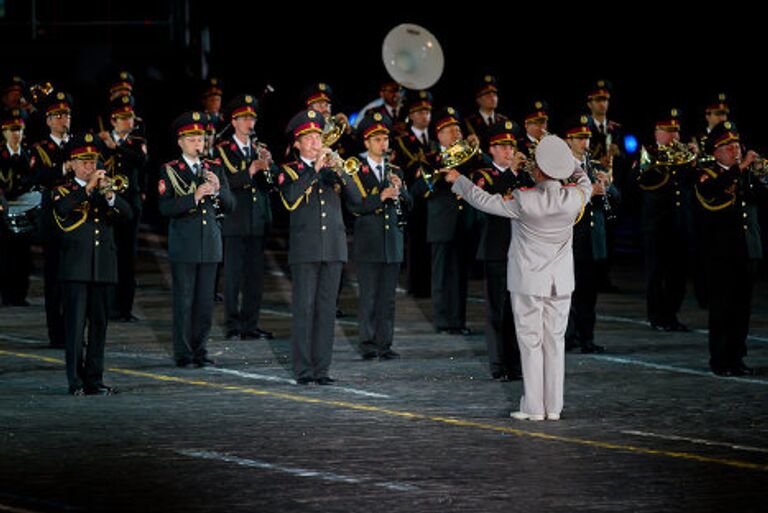 Спасская башня 2011         