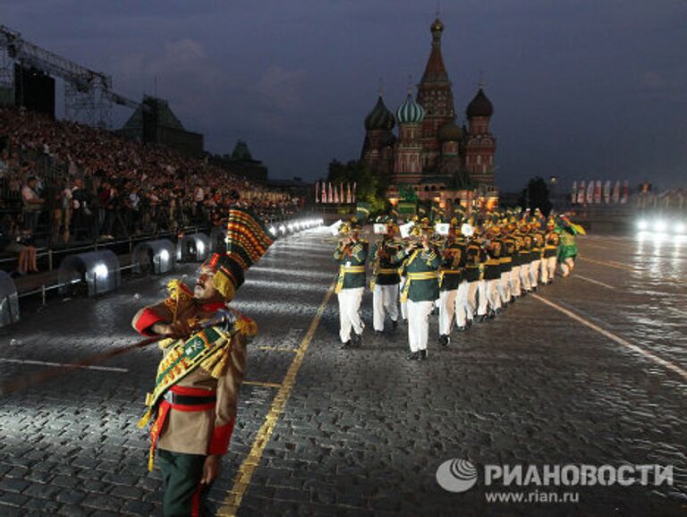 Церемония открытия фестиваля Спасская башня 2011 в Москве