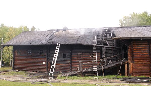 Пожар в музее Малые Корелы в Архангельской области