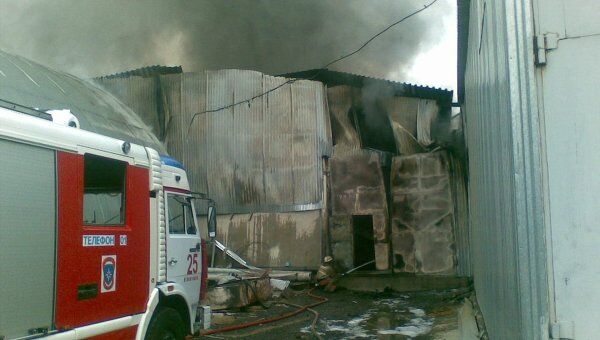 Пожар на складе в Нижнем Новгороде