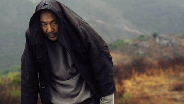 Кадр из фильма Люди горы люди море (Ren Shan Ren Hai), режиссер Цай Шанцзюнь (Cai Shangjun) 