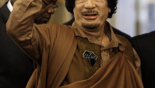 Каддафи назвал сообщения о его выезде из Ливии психологической войной