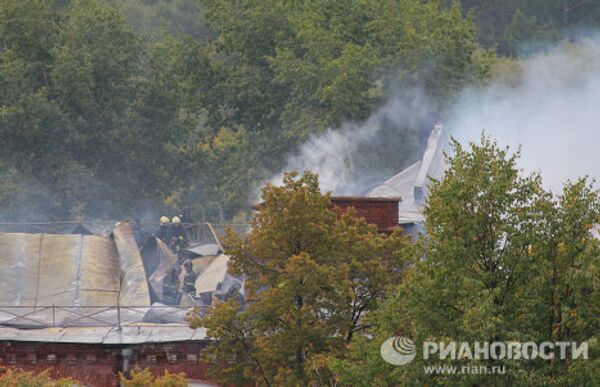 Пожар в бизнес-центре на Можайском шоссе в Москве