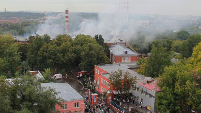 Пожар в бизнес-центре на Можайском шоссе в Москве