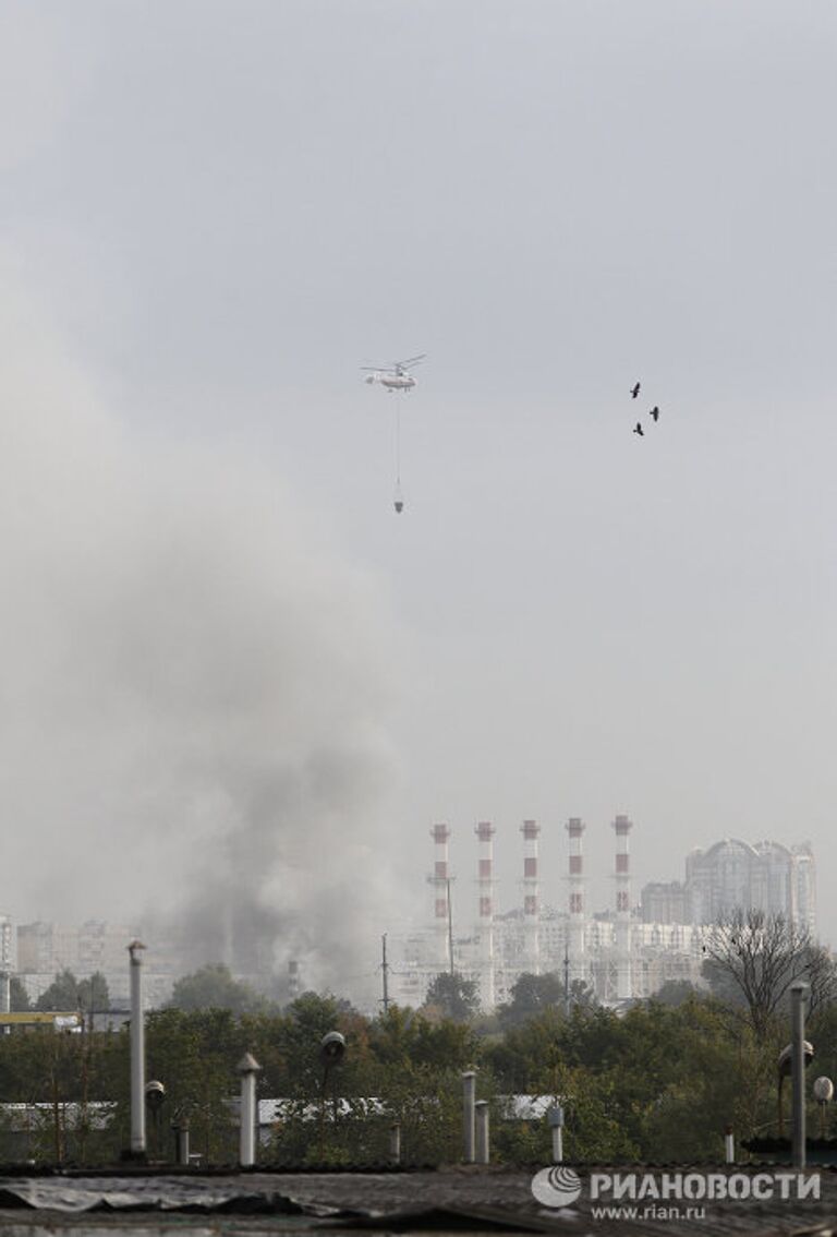 Пожар в бизнес-центре на Можайском шоссе в Москве