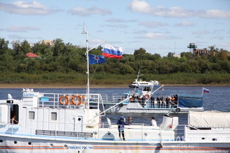 Спасатели КНР и Приамурья провели на Амуре масштабные учения вода-воздух