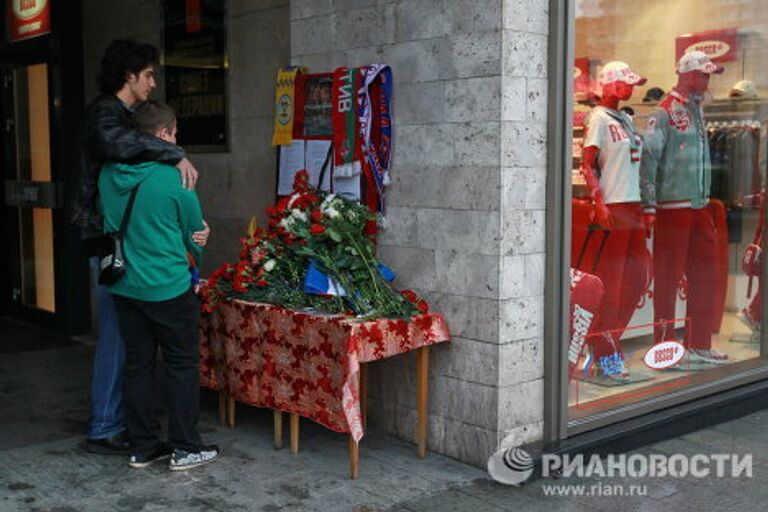 Акция в память об игроках Локомотива в Москве