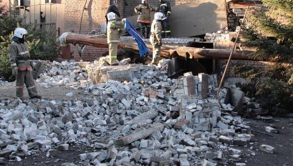 На месте взрыва на заводе Амурский металлист МЧС Амурской области