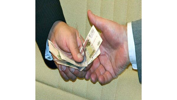 Московский чиновник подозревается в получении взятки в 3,25 млн рублей