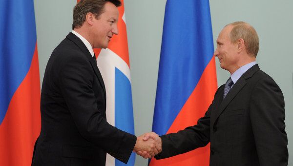 Премьер-министр РФ В.Путин провел встречу с британским премьер-министром Д.Кэмероном