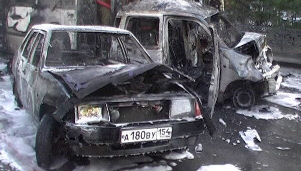 Автобус и две легковушки сгорели в центре Новосибирска