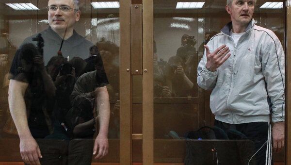 ВС РФ счел незаконным одно из продлений срока Ходорковскому и Лебедеву