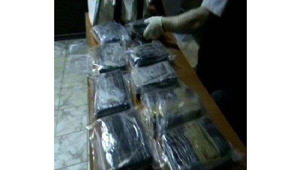 Более 40 кг кокаина обнаружено в Петербурге в коробках с цветами