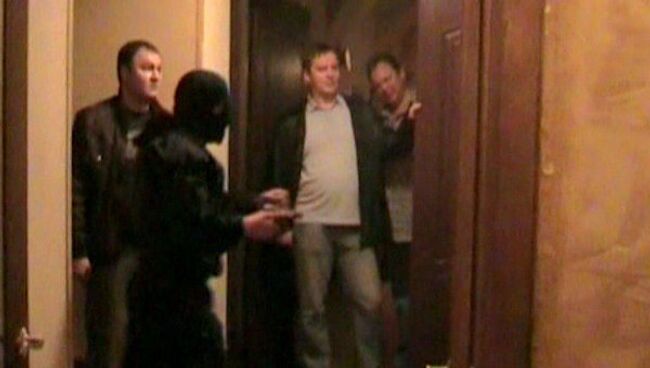 Полицейским пришлось выбить двери при штурме подпольного казино в Москве
