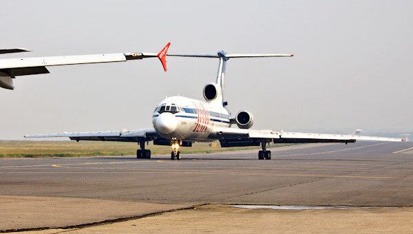 Самолет Ту-154 б-2 авиакомпании Кавминводы-авиа. Архив