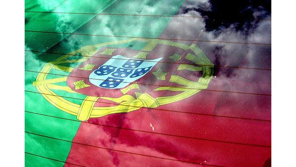 ЕС поможет страдающей от кризиса Португалии, если она об этом попросит