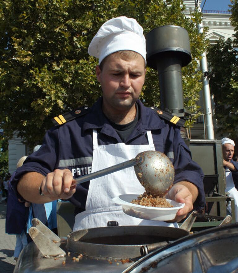 15 сентября 2011г. В Севастополе на площади Нахимова прошла 