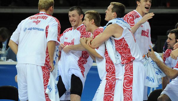 Сборная России вышла в полуфинал чемпионата Европы по баскетболу