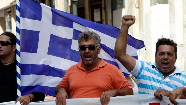 Митинги в центре Афин по поводу экономических реформ в Греции