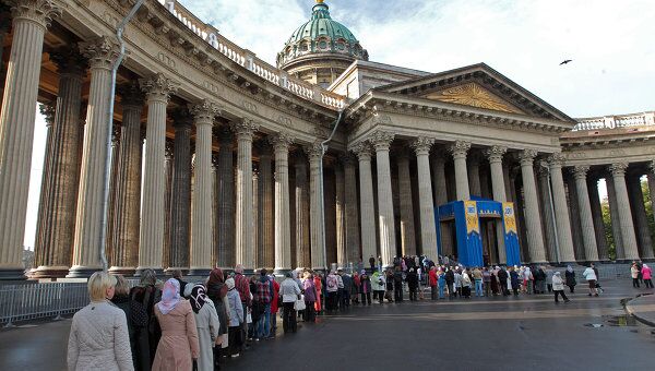 Празднование 200-летия Казанского собора в Санкт-Петербурге