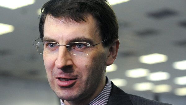 Щеголев предложил РСС привести тарифы на роуминг к единообразию