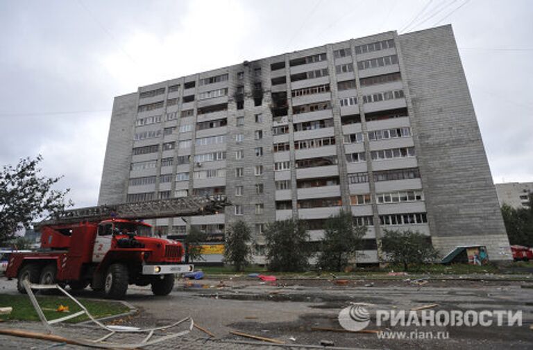 Взрыв газа в многоэтажном жилом доме в Екатеринбурге