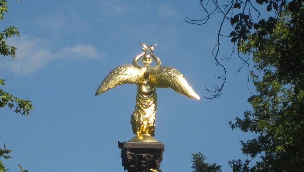 Открытие скульптуры Добрый ангел мира в Краснодаре 
