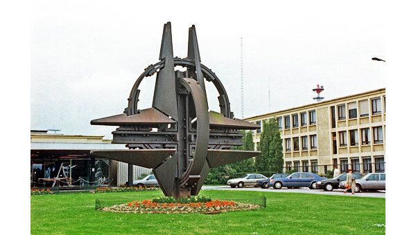 Штаб-квартира НАТО. Архив