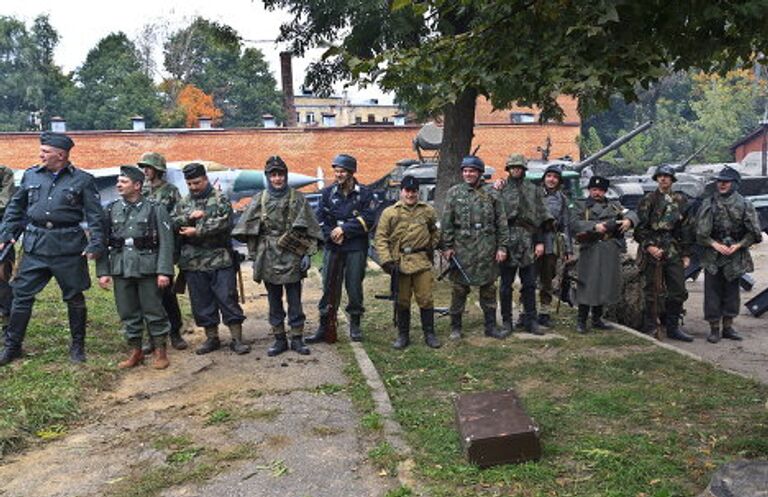 Во дворе музея «Смоленщина в годы Великой Отечественной войн