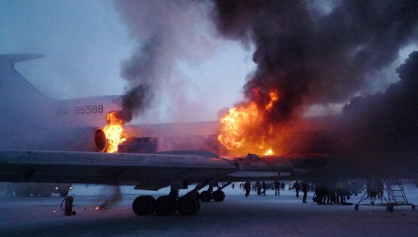МАК назвал причину возгорания Ту-154 в Сургуте