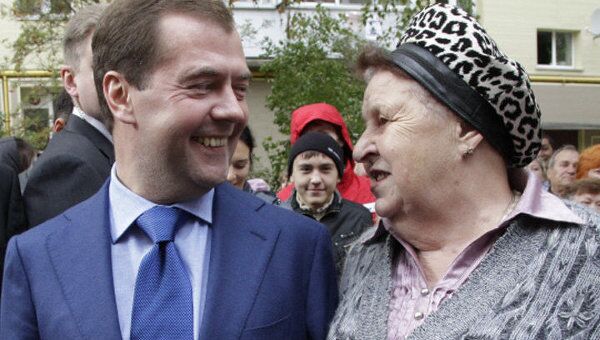 Медведеву пришлось доказывать звенигородцам, что он им не снится