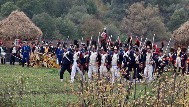 Война 1812 года была вызвана политическими и экономическими противоречиями между Россией и Францией