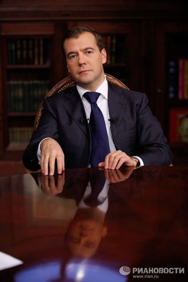 Интервью Д.Медведева главам трех федеральных каналов: Первого, России 1 и НТВ